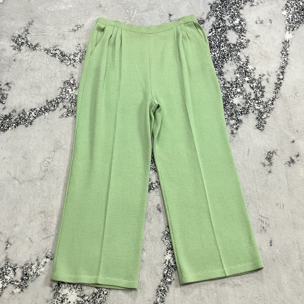St John Collection Knit Pants Womens Size 12 Green Straight Leg Pull On USA